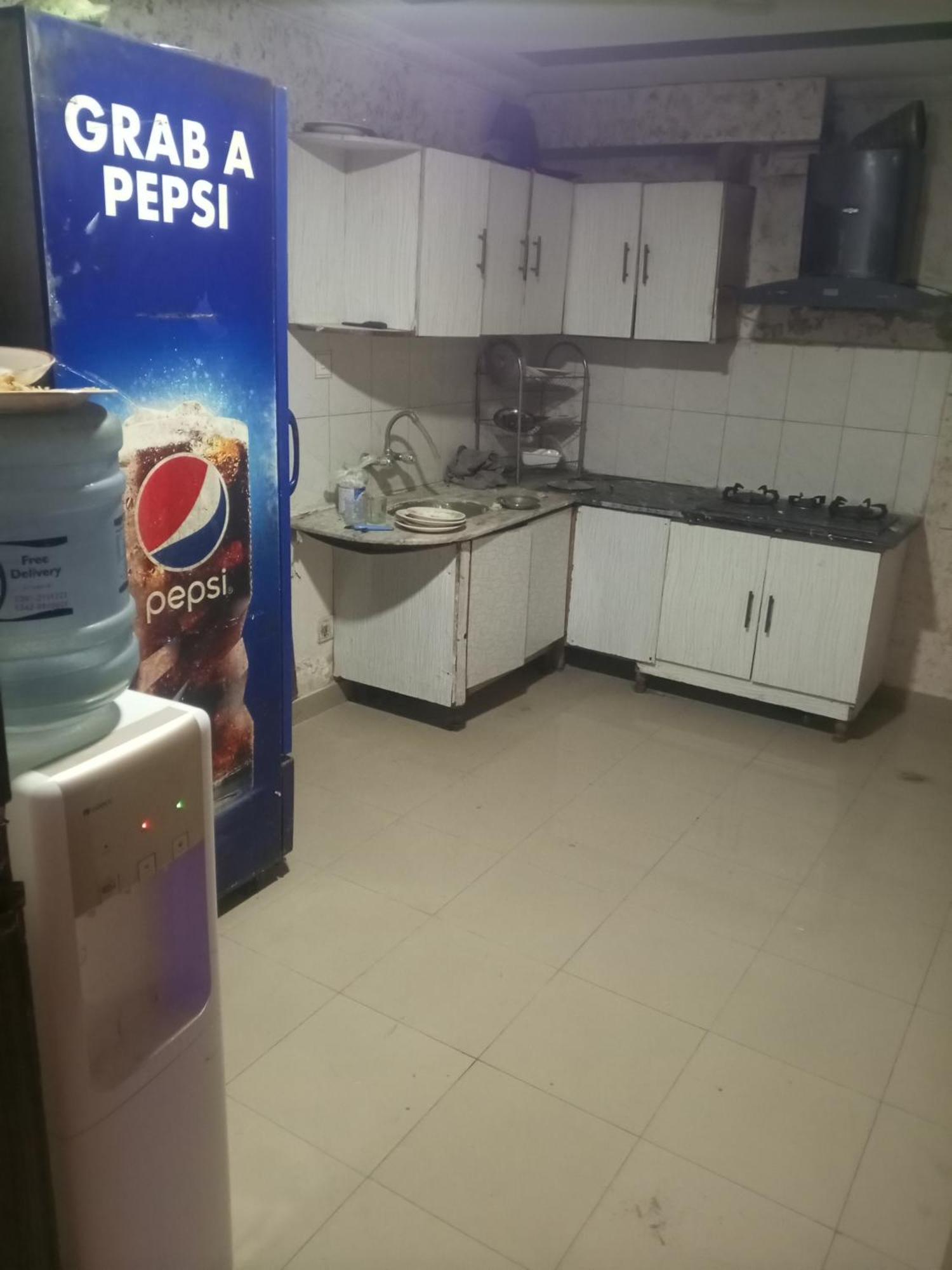 Aj Room Service Civic Center Rawalpindi Buitenkant foto